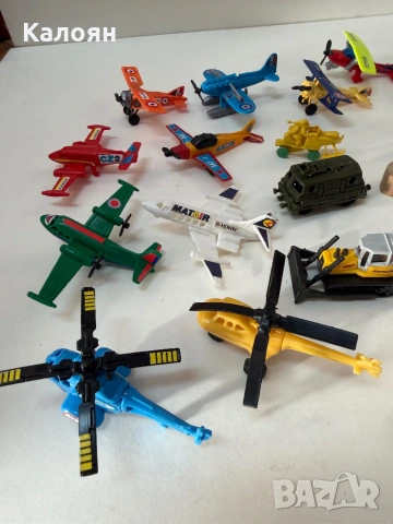 Kinder Surprise играчки лот самолетчета, влакове, лодки и други