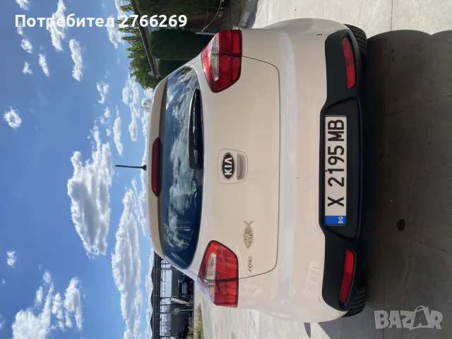 Kia Rio 2013 година, снимка 4 - Автомобили и джипове - 56416147