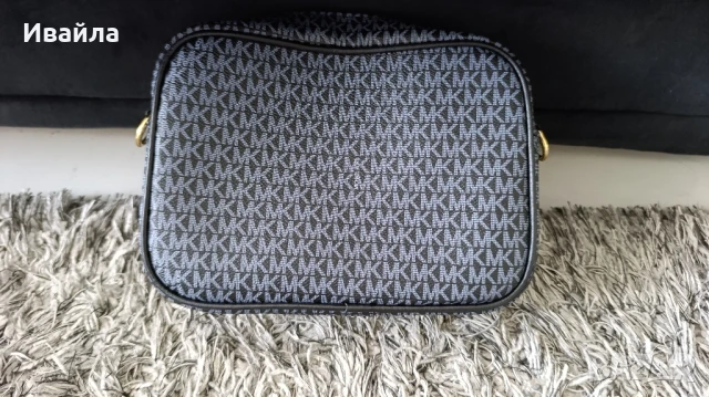 нова чанта Michael Kors , снимка 11 - Чанти - 50595938