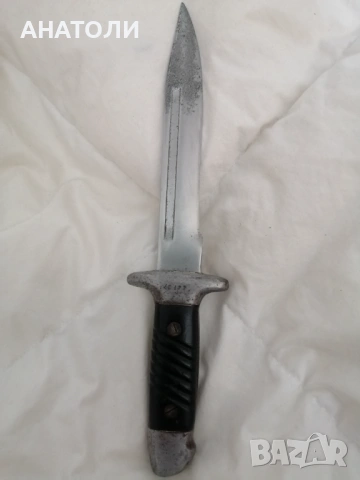 Нож на дневалния 