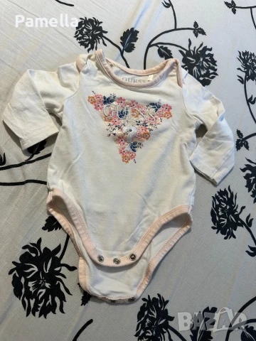 Бебешки Бодита/ тениски  Guess , снимка 6 - Бодита за бебе - 50554499