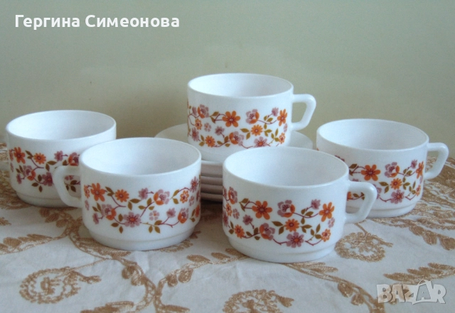 Чаши френски аркопал, снимка 2 - Чаши - 52867389