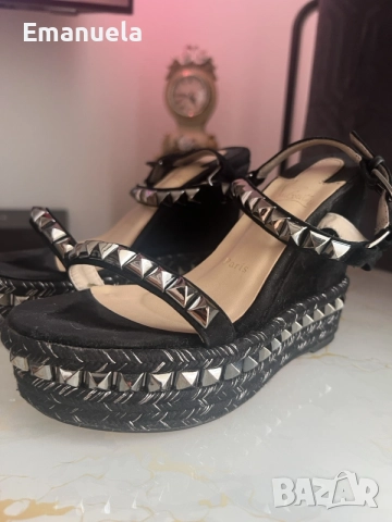 Louboutin сандали с платформа, снимка 7 - Сандали - 56202571