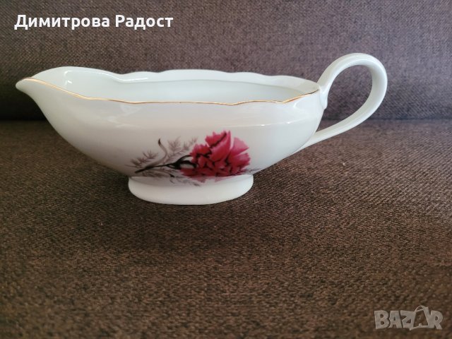 Порцеланов супник, латиера и солница! Състояние ново! , снимка 4 - Сервизи - 44147407