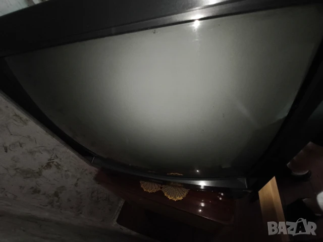 Телевизор с дистанционно, снимка 3 - Телевизори - 51143153