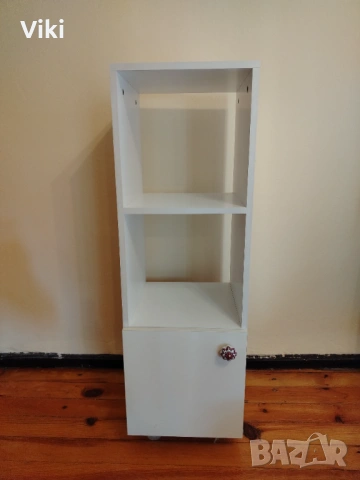 Етажерка за книги + шкаф 