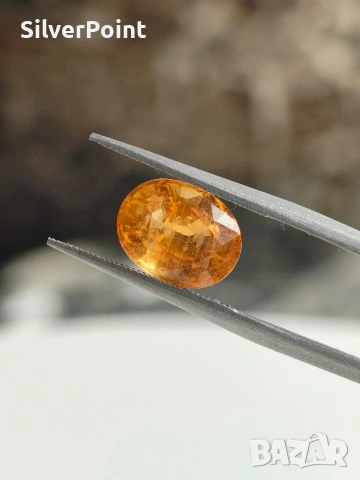 Сапфир голям intense yellow 