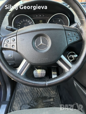 Mercedes-Benz ML 320 ОБСЛУЖЕН - Android Auto CarPlay * Airmatik * TOP, снимка 8 - Автомобили и джипове - 54321649