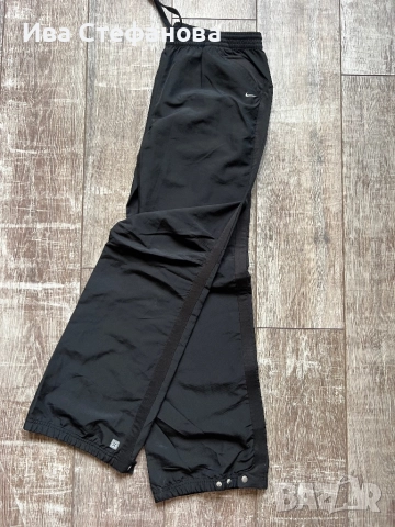Уникален оригинален спортен черен панталон долнище Nike Найк класически модел , снимка 3 - Панталони - 51700442