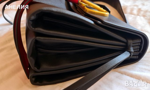 Чанта дамска Valentino Garavani оригинал , снимка 10 - Чанти - 37525102