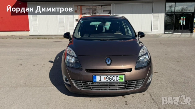 Renault Scenic 1.4 Tce 131 к.с., снимка 10 - Автомобили и джипове - 54335119