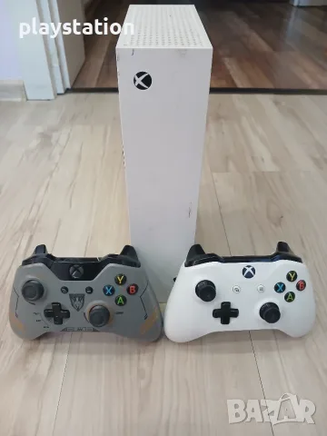 Xbox Series S (512GB) + 2 Контролера и Топ Игри (RDR2, CoD, UFC)