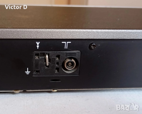 ТЕLEFUNKEN RT-100 - СТЕРЕО Тунер , снимка 10 - Ресийвъри, усилватели, смесителни пултове - 52991064