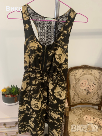 Красива рокля в размер S, снимка 5 - Рокли - 44779276