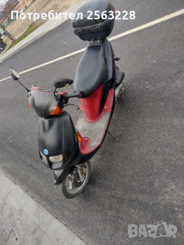 Скутер 50 кубика с регистрация, снимка 2 - Мотоциклети и мототехника - 53913788