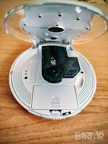 Durabrand Discman MP3/CD Player – Line Out, Bass Boost, отлично състояние., снимка 5 - MP3 и MP4 плеъри - 53928451