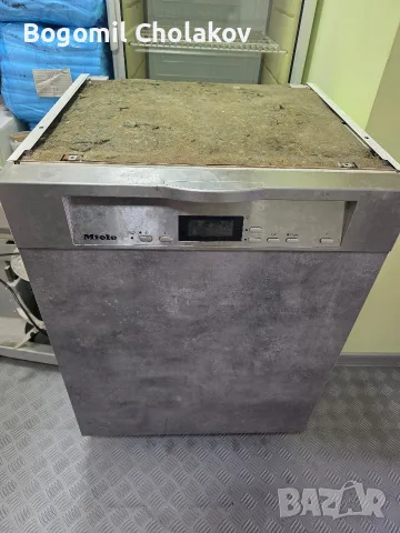Съдомиална машина Miele G 2730 SCI