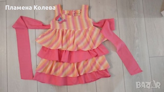 Уникална рокля на волани, снимка 2 - Детски рокли и поли - 37266107