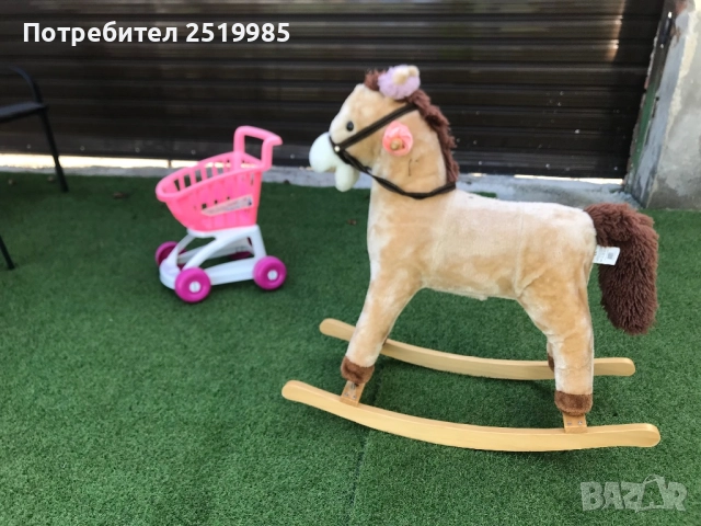 Люлеещо дървено  конче + количка с колелца