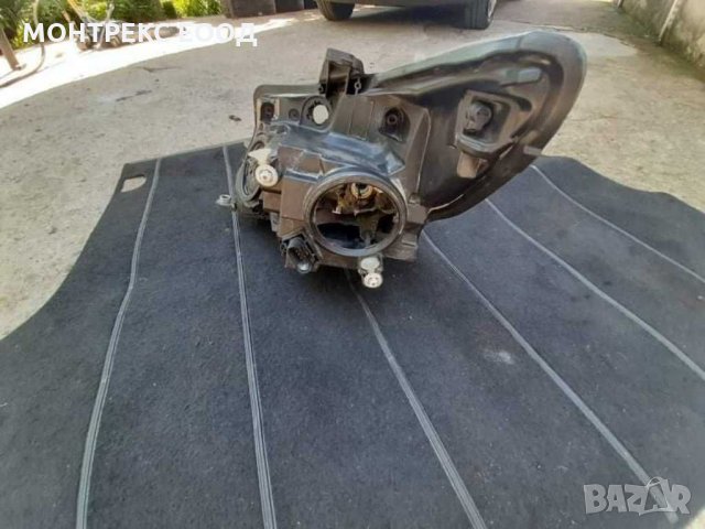 Десен фар Мерцедес Вито, снимка 4 - Части - 29717349