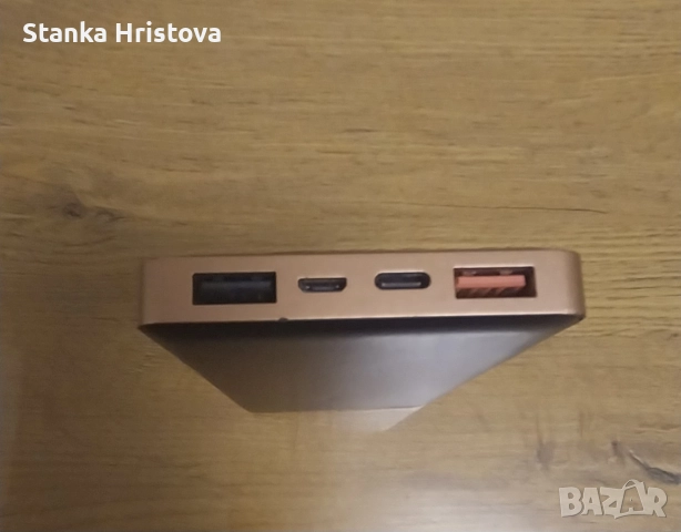 Външна батерия 10000mAh. , снимка 3 - Външни батерии - 52641609