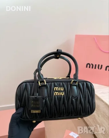 Miu Miu Belair Дамска чанта, кожа, снимка 5 - Чанти - 55988537
