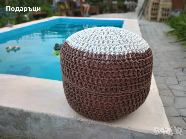 Ръчно плетен пуф, снимка 3 - Други - 55922257