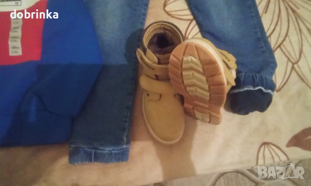 Продавам нови дрешки и боти от естествена кожа, снимка 3 - Детски якета и елеци - 44525293