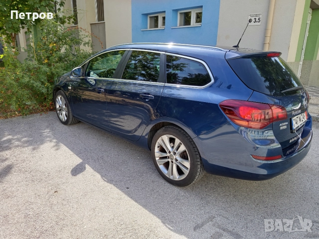 OPEL ASTRA SPORTS TOURER 1.7CDTI-6ck  EURO5, снимка 4 - Автомобили и джипове - 51611401