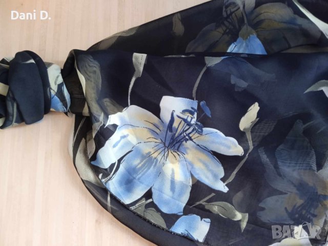 дамски шал с дизайн на цветя. От Испания, снимка 2 - Шалове - 42308460