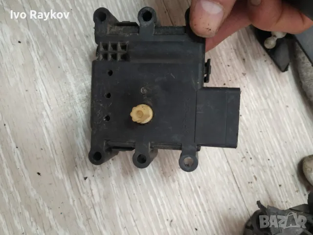 МОТОРЧЕ NISSAN PRIMERA (III) P12 3T05030820, снимка 7 - Части - 49633901