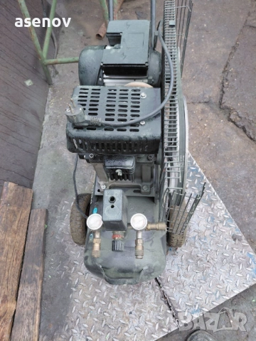 компресор, снимка 2 - Компресори - 52169814