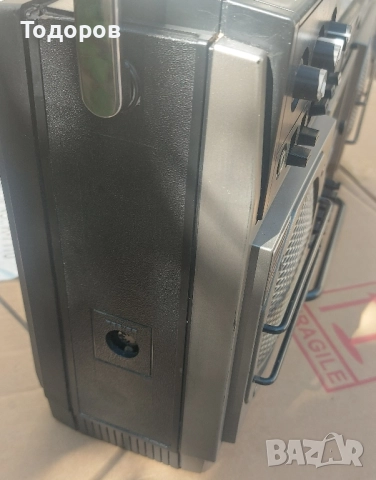 Unisef TU-7000 Auto Reverse Radio Cassette Recorder , снимка 7 - Радиокасетофони, транзистори - 51541510