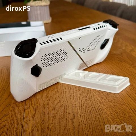 ASUS ROG Ally Z1 Extreme 512GB, снимка 4 - Други игри и конзоли - 53210603