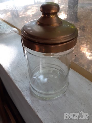 Старинен стъклен буркан за бонбони с метален капак пеперуда , снимка 3 - Антикварни и старинни предмети - 38474522