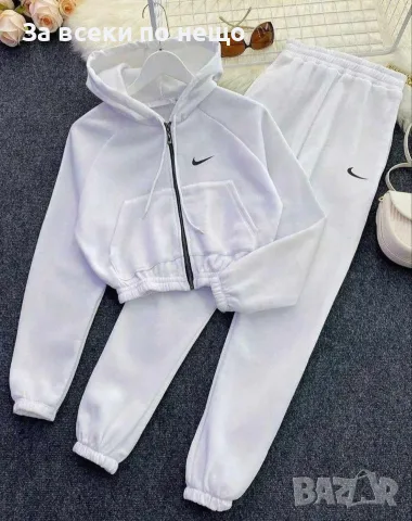 Nike Дамски Ватиран Спортен Комплект Късо Горнище И Долнище🔝Дамски Спортен Екип Код VAL-51, снимка 14 - Спортни екипи - 56105361
