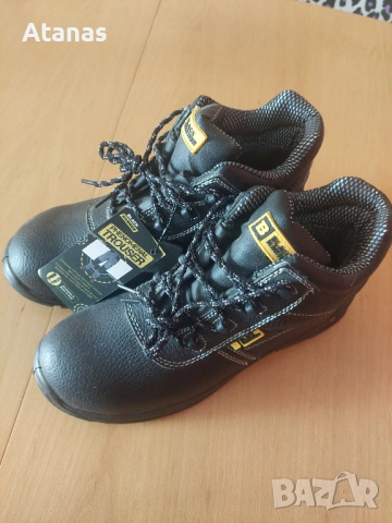 ADR oбувки 42 номер, снимка 3 - Маратонки - 53070943