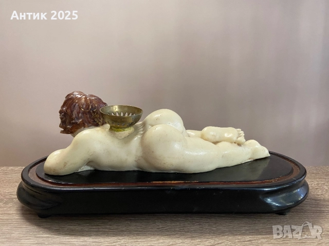 Винтидж испански свещник „Купидон“ върху дървена основа (Валенсия, 1950-те години), снимка 3 - Антикварни и старинни предмети - 52255842