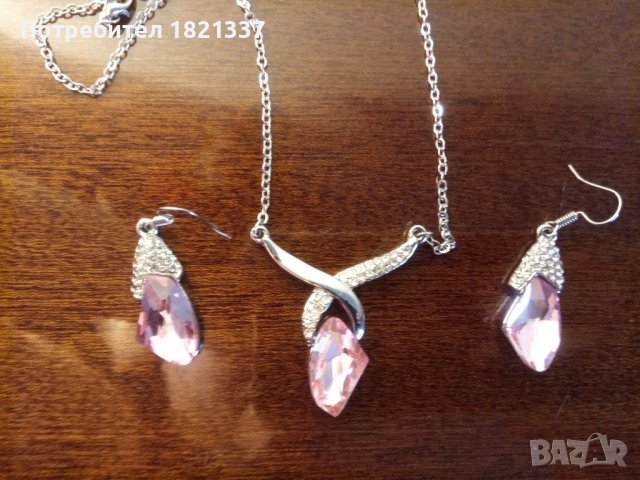 Комплект колие и обици , снимка 5 - Бижутерийни комплекти - 39619624