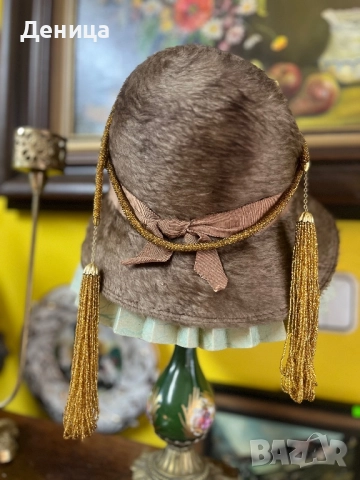 Един винтидж разкош⚜️ Всяка дама ще бъде впечатляваща с него Дължина с пискюли-127 см Цена-45 лв/23 , снимка 5 - Колиета, медальони, синджири - 52844155