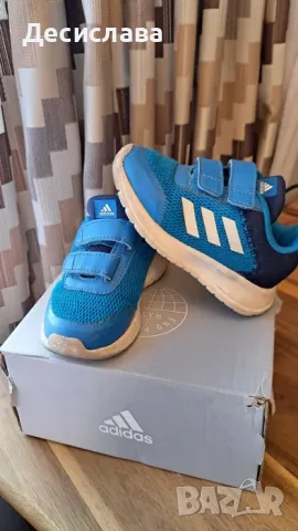 Adidas детски обувки, снимка 2 - Детски маратонки - 56110855