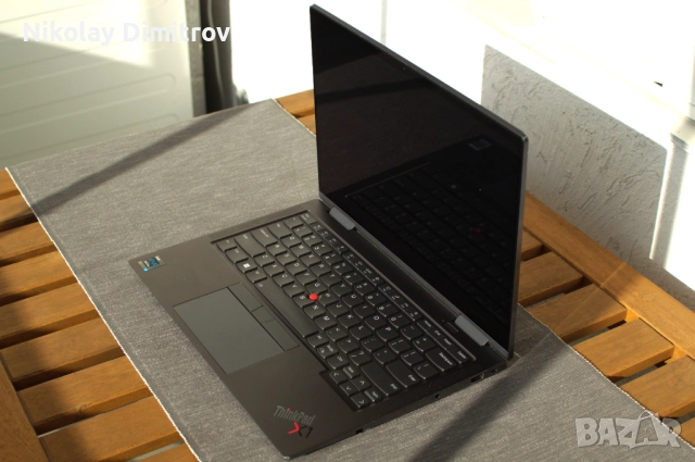 Продавам Lenovo ThinkPad X1 Yoga Gen 6, i7-1185G7, 16 GB RAM, снимка 2 - Лаптопи за дома - 52990954