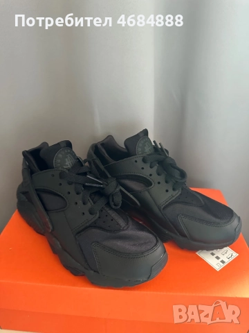Нови маратонки Nike Air Huarache, снимка 2 - Маратонки - 52815857