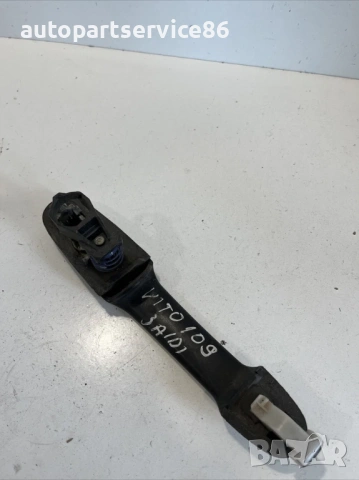 Външна дръжка за задна дясна врата за Mercedes Vito W639 (2003-2009) , снимка 2 - Части - 54206140