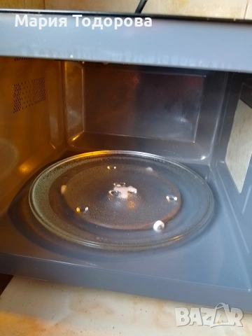 ПРОДАВАМ МИКРОВЪЛНОВА ПЕЧКА С ГРИЛ ТОШИБА В ОТЛИЧНО СЪСТОЯНИЕ