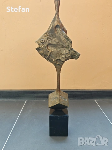 Скулптора Вежди Рашидов 51см., снимка 2 - Други ценни предмети - 54090659