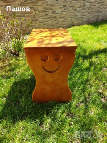 Малко столче (табуретка), снимка 2 - Столове - 34027838