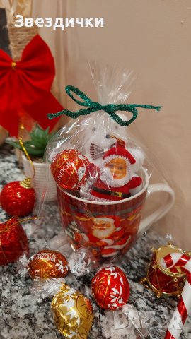 🎅🍬🎄Коледна чаша пълна с бонбони LINDOR и играчки за елха, снимка 4 - Чаши - 39044577