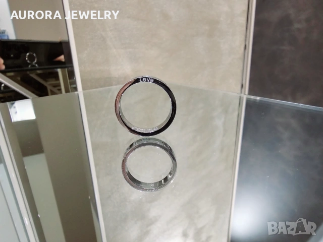 CARTIER Love White Gold 1 Diamond Small Model Пръстен, снимка 7 - Пръстени - 53194448