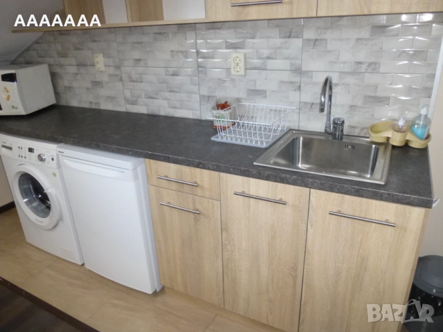 Таванско ателие под наем, снимка 7 - Стаи под наем - 52019010